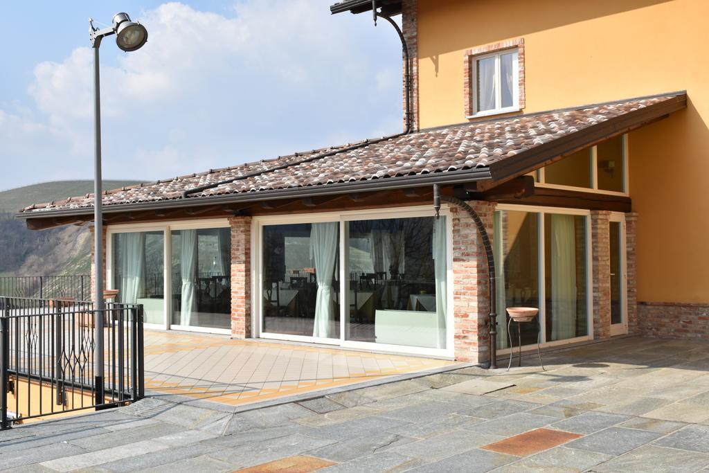 Mongalletto Castellinaldo Exterior photo